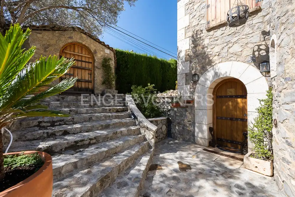 Exterior view of Houses for sale in L'Eliana  with Air Conditioner, Heating and Private garden