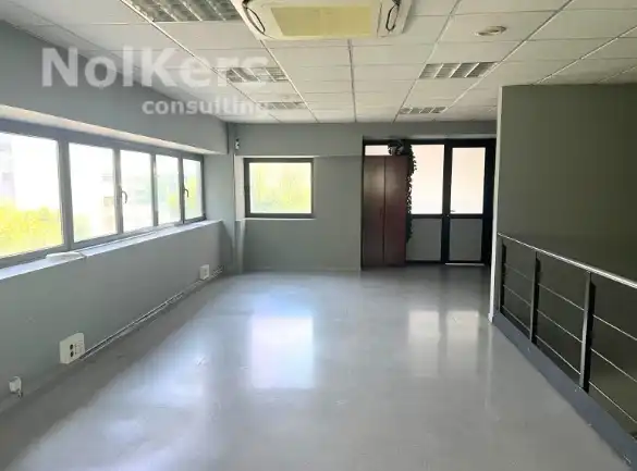 Nave industrial de alquiler en L'Hospitalet de Llobregat con Calefacción