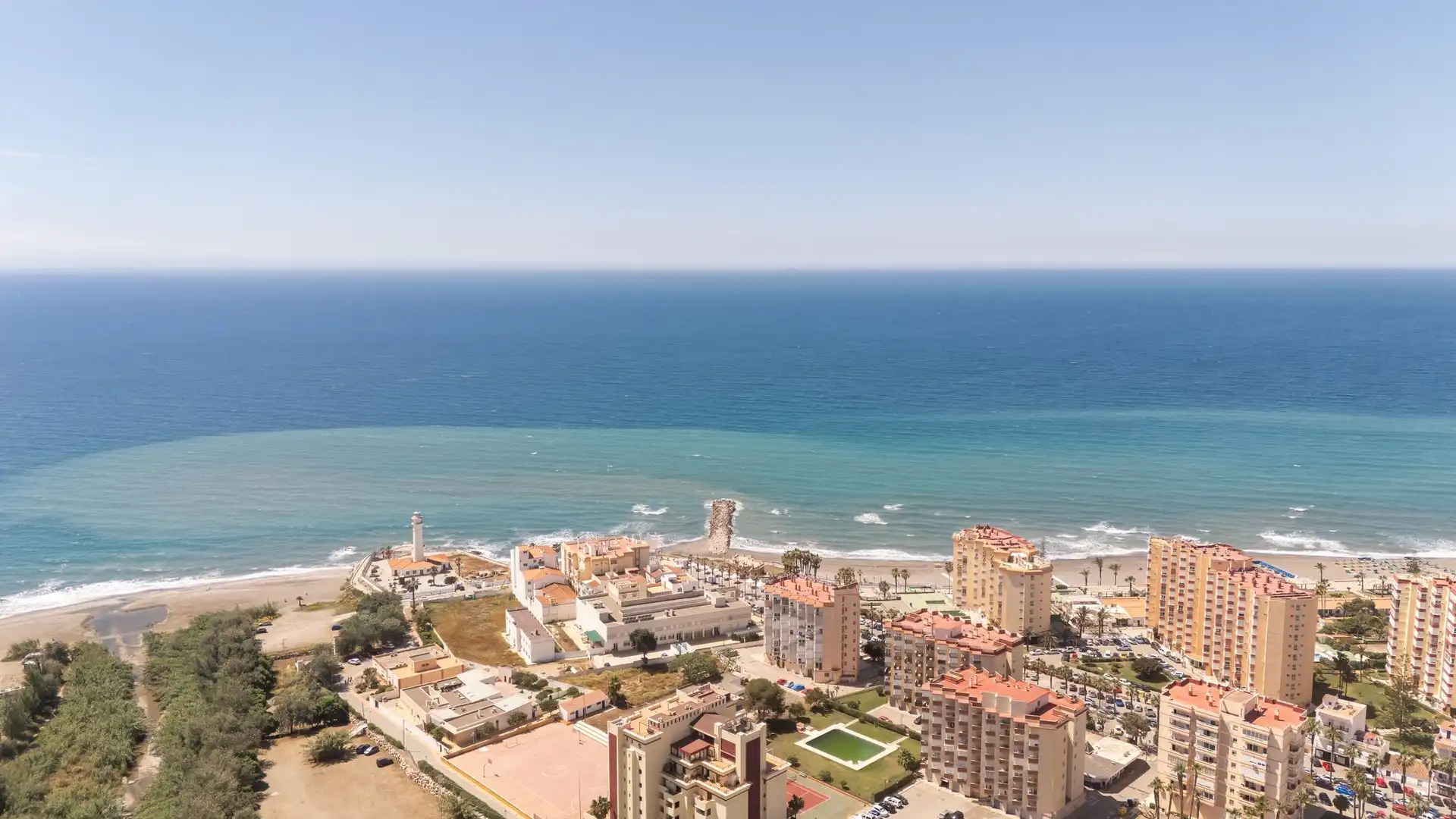Vista exterior de Àtic en venda en Torrox amb Terrassa