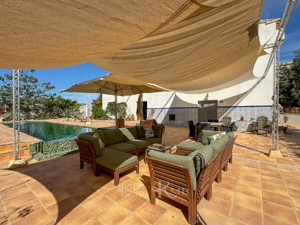 Terrassa de Casa o xalet en venda en Antas amb Jardí privat, Terrassa i Piscina