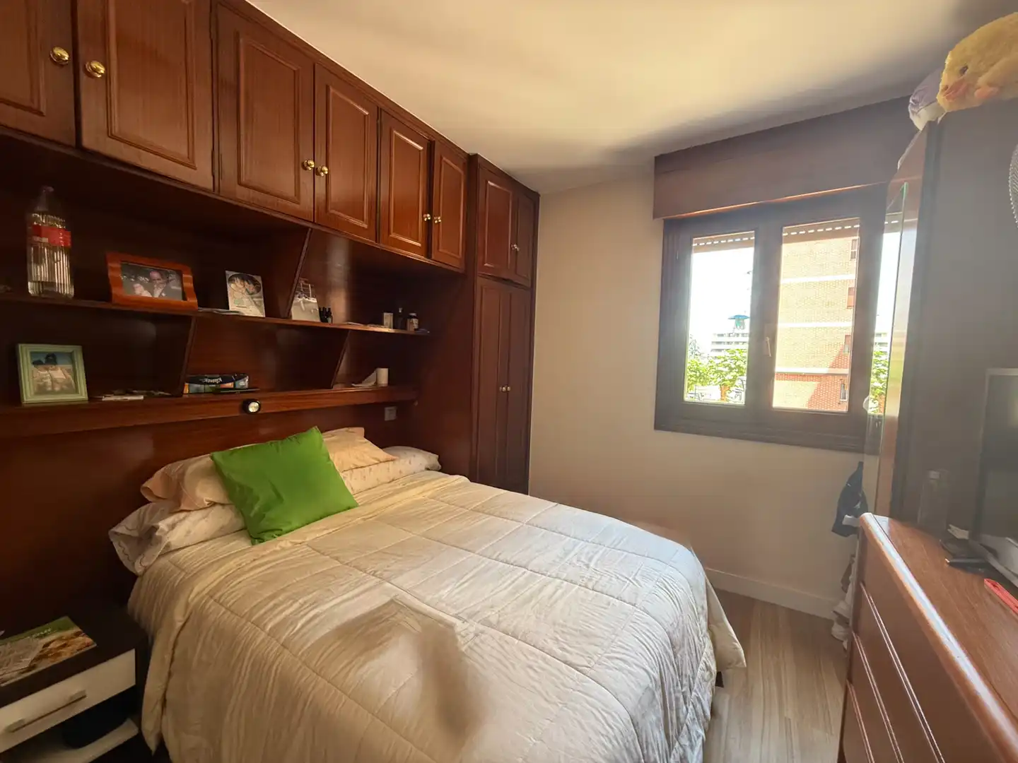 Bedroom of Flat for sale in Barakaldo   with Furnished