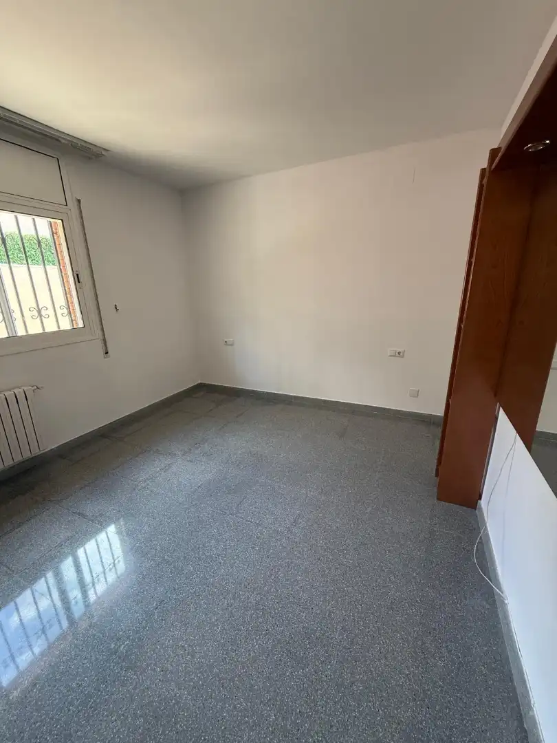 Haus oder Chalet zur Miete in Viladecans mit Klimaanlage, Heizung und Privatgarten