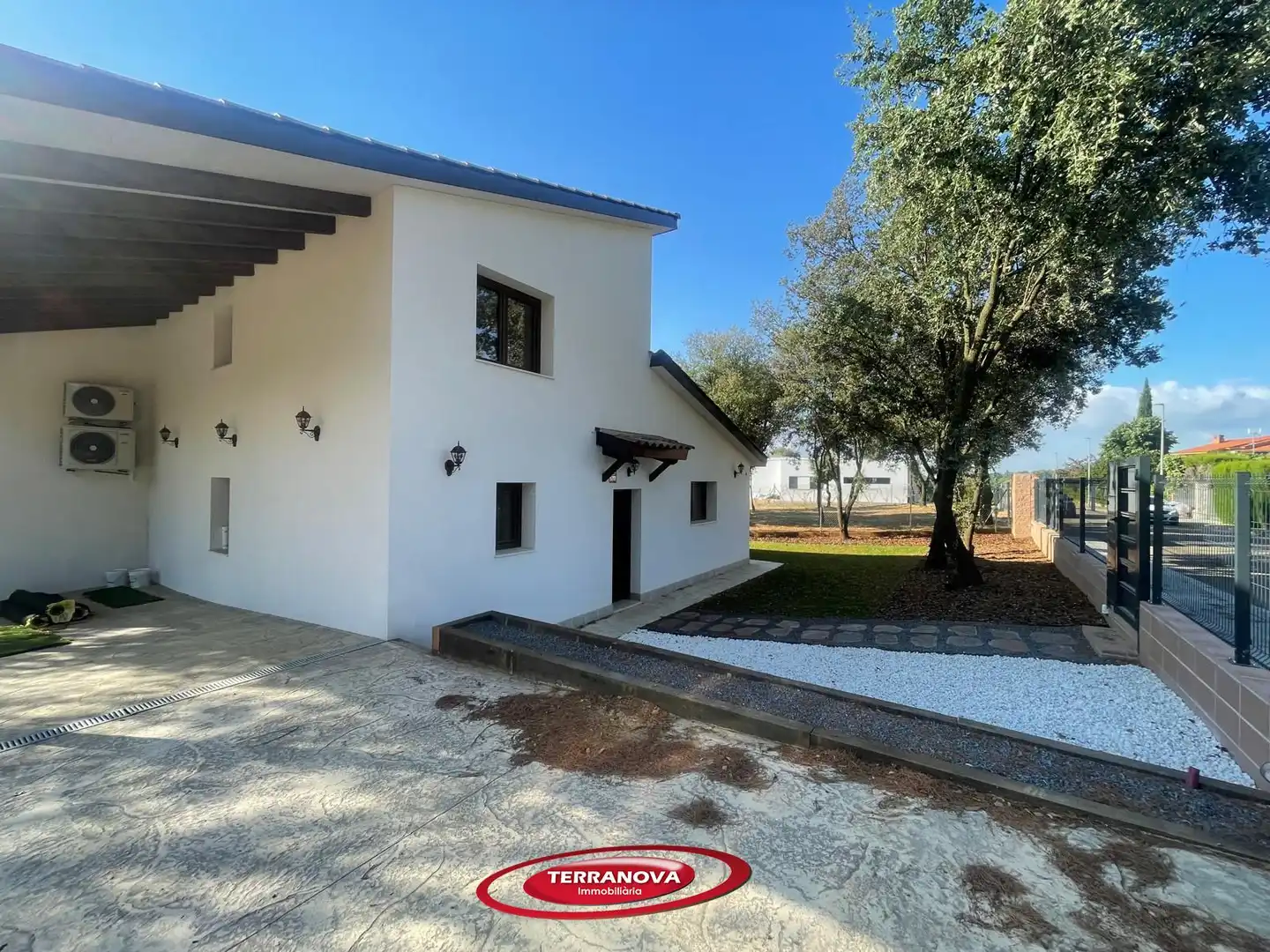 Exterior view of Houses for sale in L'Ametlla del Vallès  with Air Conditioner, Heating and Terrace