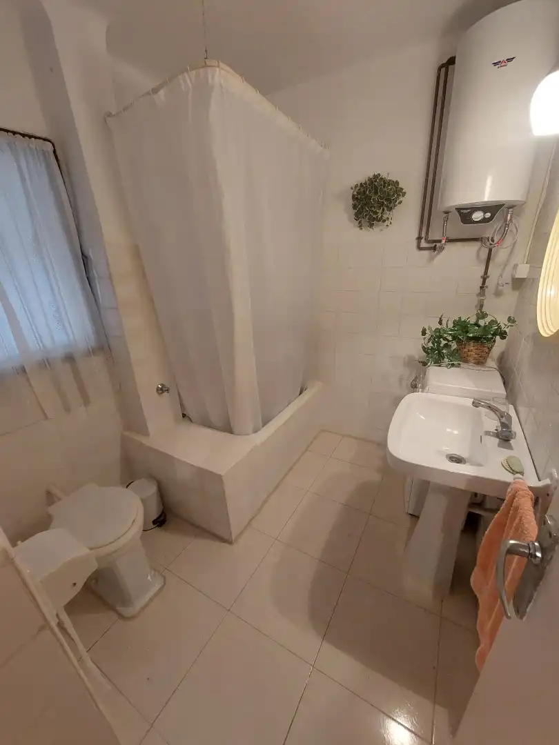 Bathroom of Apartments for sale in Cambrils  with Terrace, Furnished and Oven