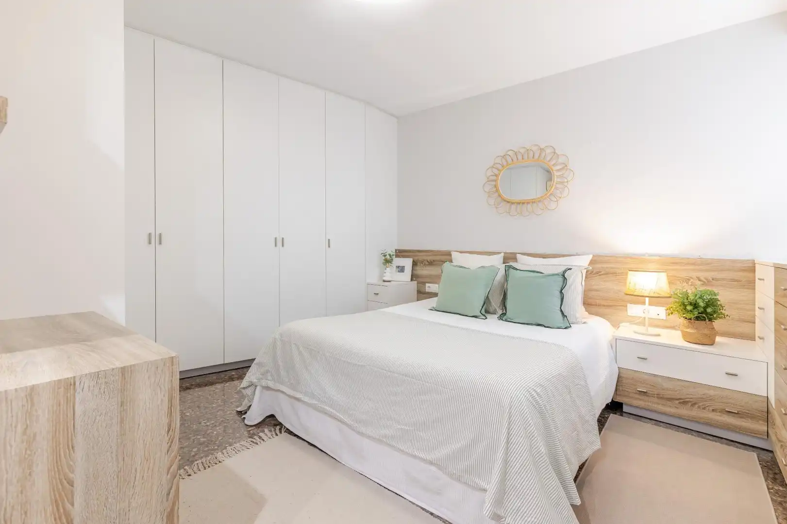 Habitación de Piso en venta en Paterna con Aire acondicionado, Calefacción y Balcón
