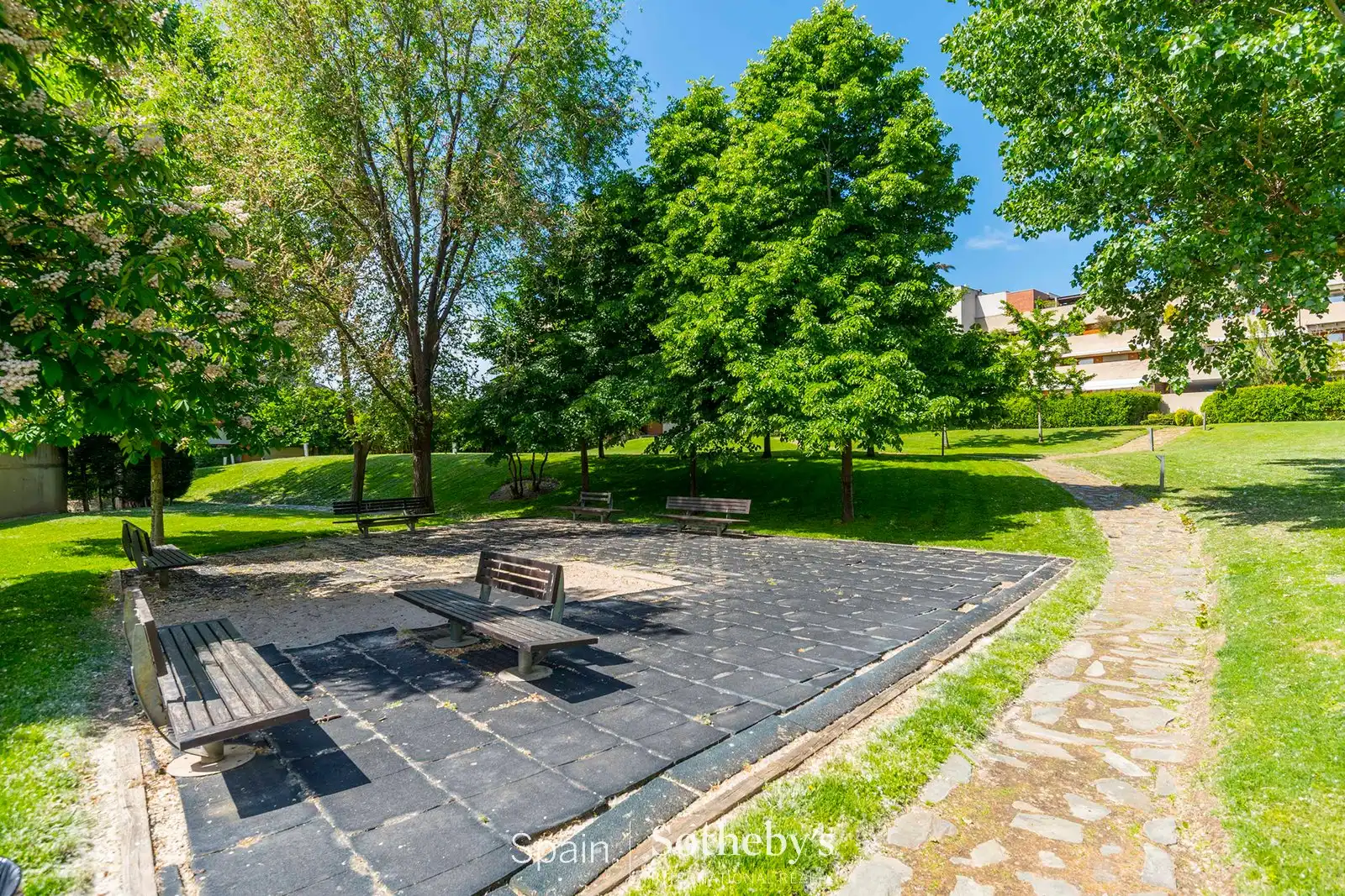 Terrassa de Apartament en venda en La Moraleja amb Aire condicionat, Calefacció i Terrassa