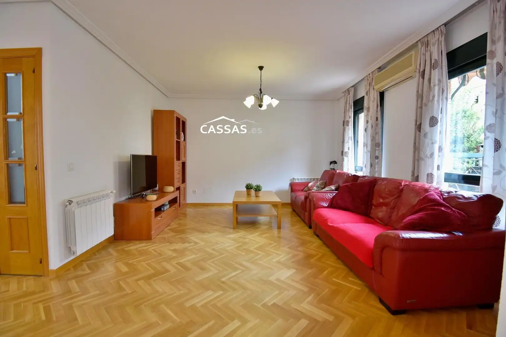Living room of Detached homes for sale in Torrejón de Ardoz  with Air Conditioner, Heating and Private garden