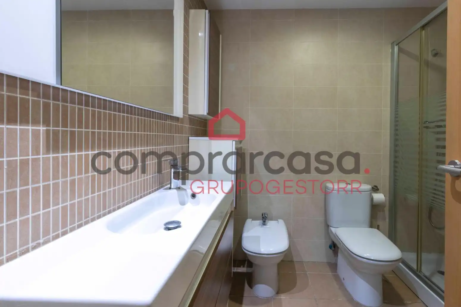 Bany de Pis de lloguer en Torrent amb Aire condicionat, Calefacció i Moblat
