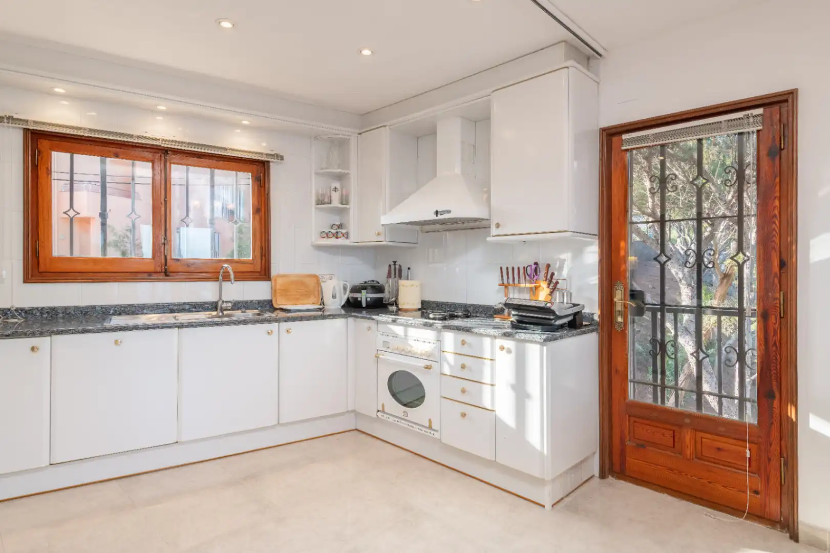 Cocina de Casa o chalet en venta en Palafrugell con Aire acondicionado, Calefacción y Jardín privado