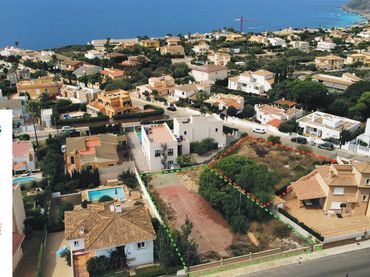 Wohnbaugrundstück zum Verkauf in Carrer de Saturn