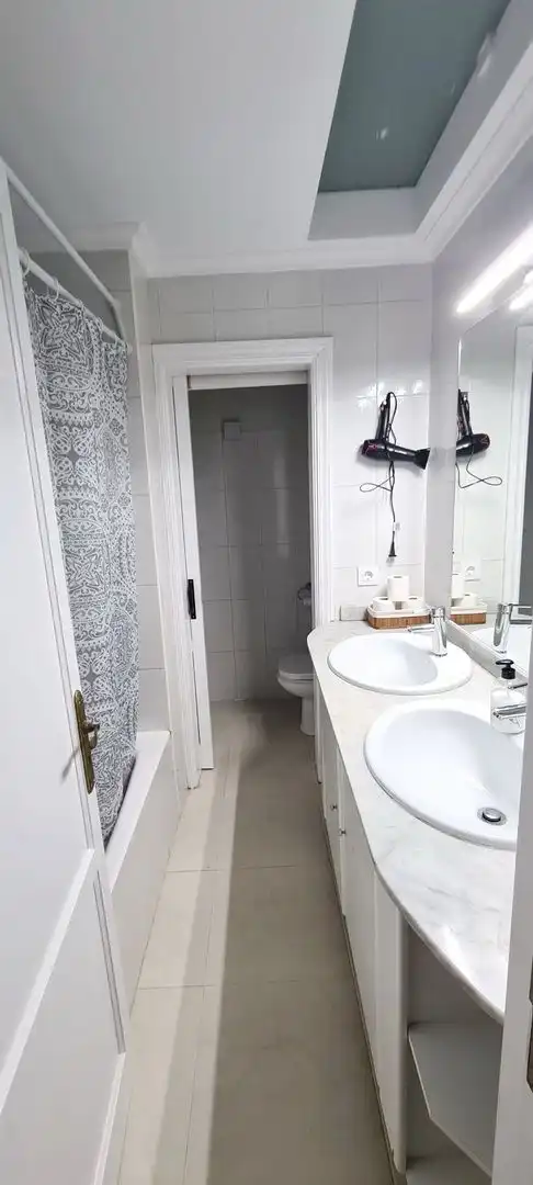Badezimmer von Einfamilien-Reihenhaus zur Miete in Alcúdia mit Klimaanlage, Privatgarten und Terrasse