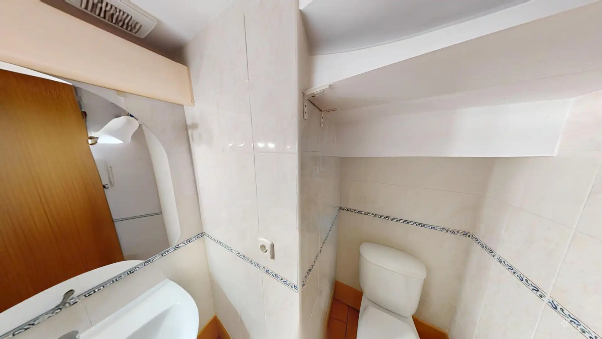 Baño de Dúplex en venta en L'Alfàs del Pi con Aire acondicionado, Calefacción y Jardín privado