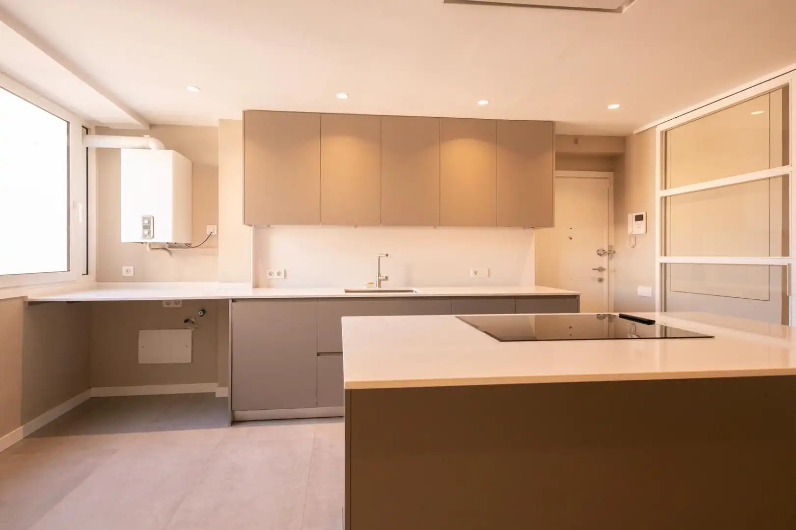 Wohnung mit Terrasse zur Miete in Ronda Ronda General Mitre, imagen 17