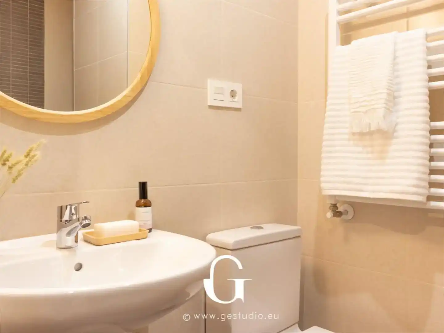 Bathroom of Flat for sale in Deba  with Balcony