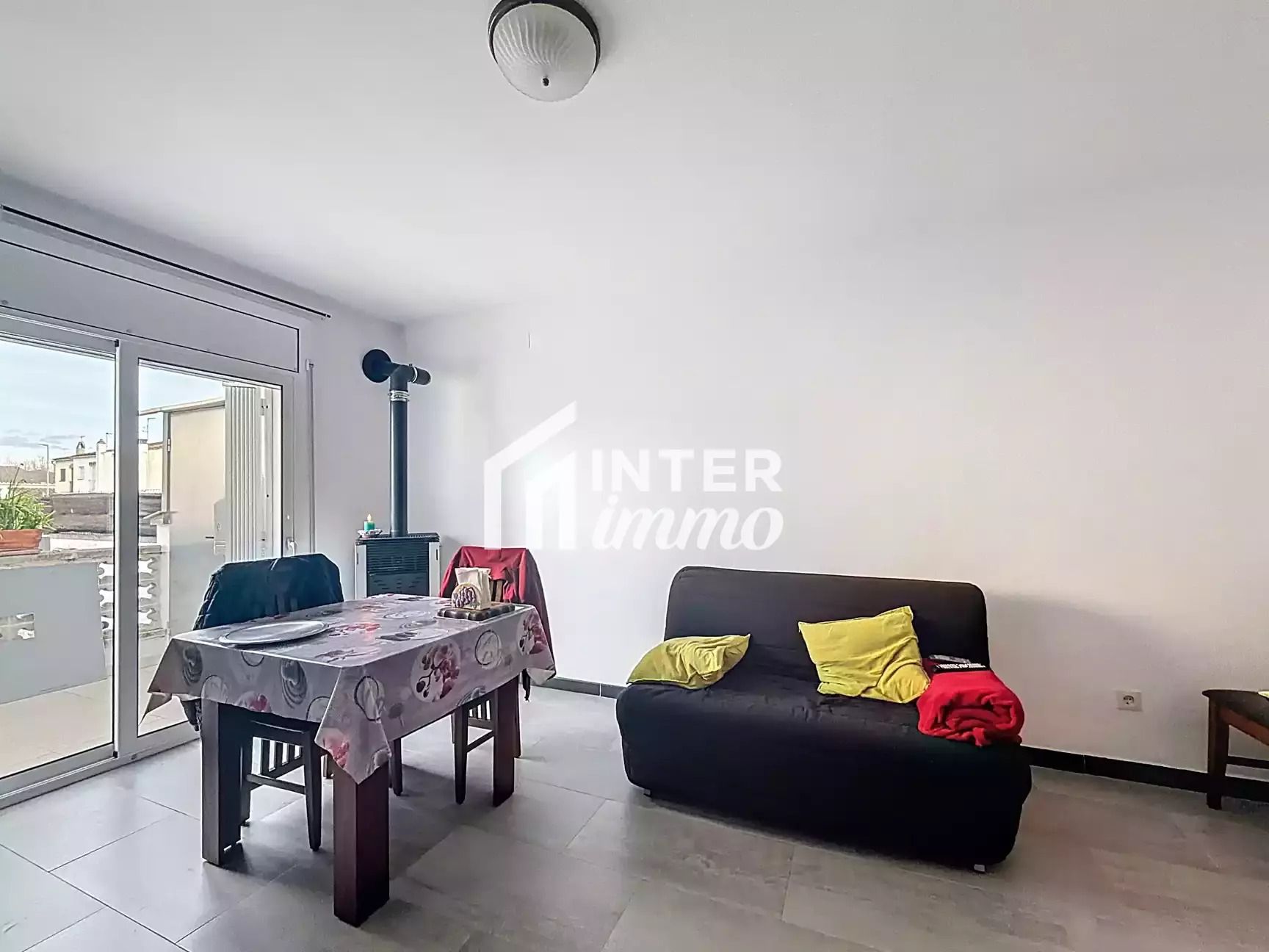 Sala d'estar de Casa o xalet en venda en Empuriabrava amb Aire condicionat, Terrassa i Piscina