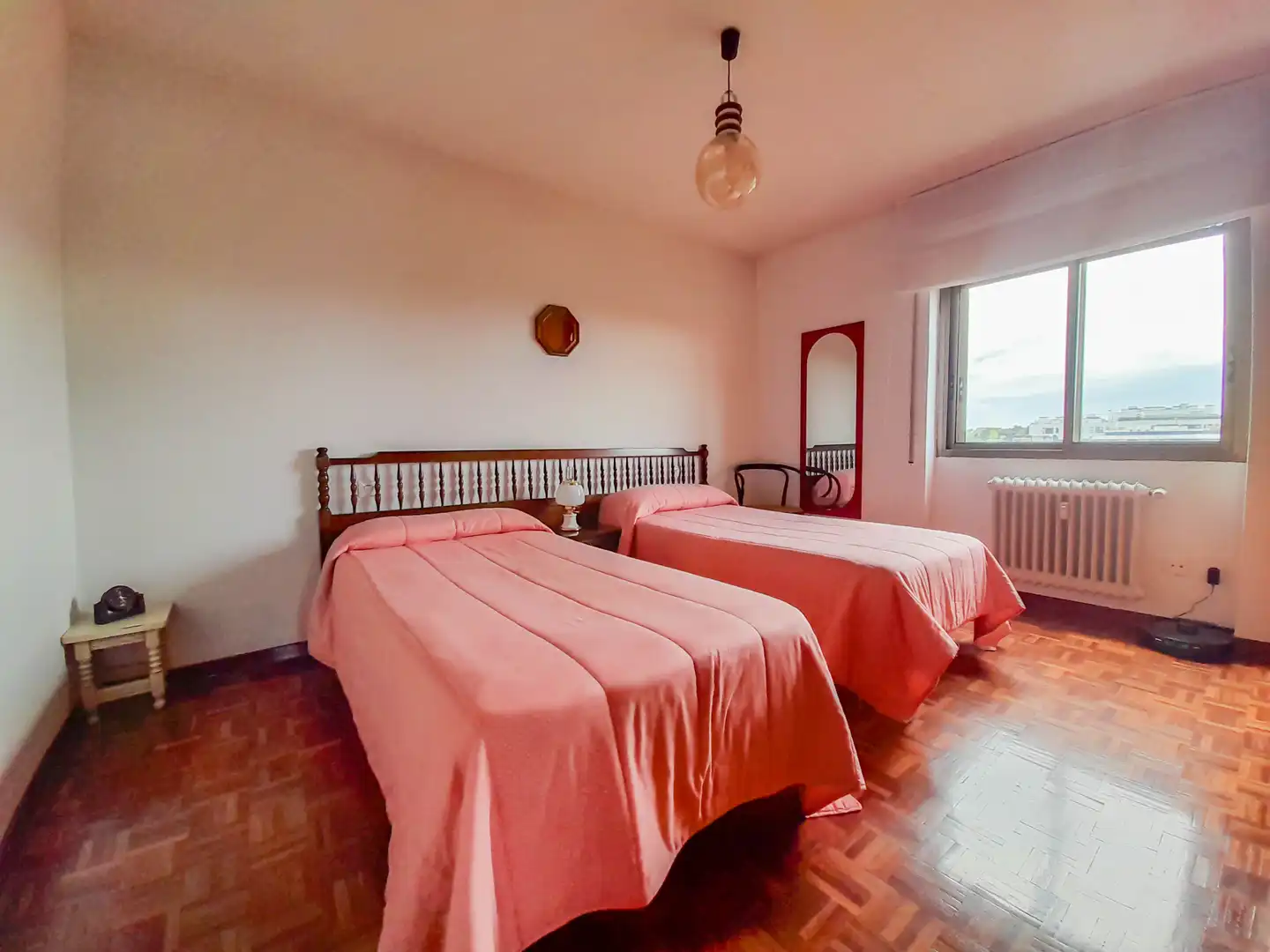 Bedroom of Flat for rent in Madrid  with Heating, Parquet flooring and Terrace