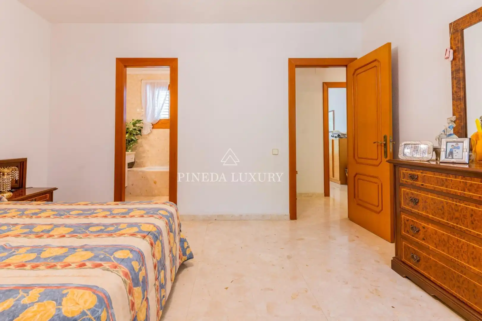 Casa o xalet en venda a Calle CAMP DE MORVEDRE, Alfinach - Los Monasterios