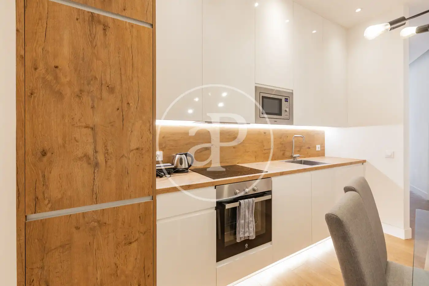 Kitchen of Flat for rent in Madrid  with Air Conditioner, Heating and Furnished