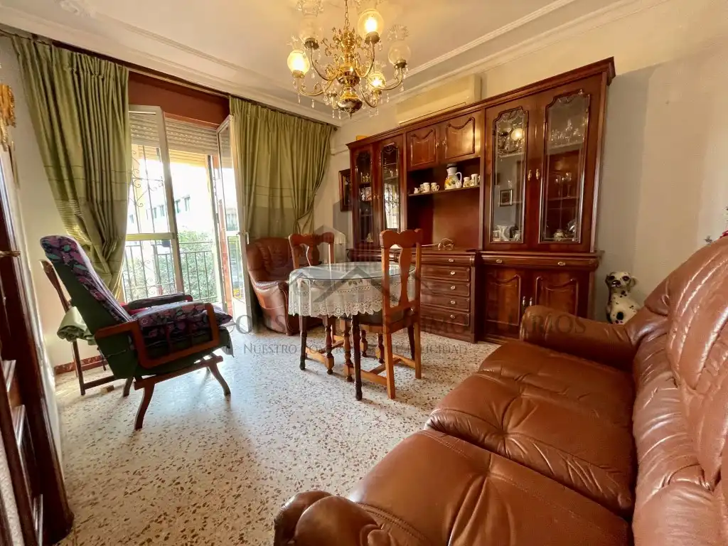 Living room of Flat for sale in Sevilla