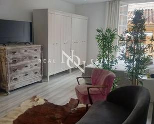 Sala d'estar de Loft de lloguer en  Valencia Capital amb Aire condicionat, Calefacció i Moblat