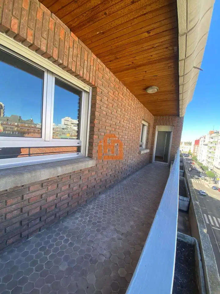 Terraza de Piso en venta en León Capital  con Calefacción, Parquet y Terraza
