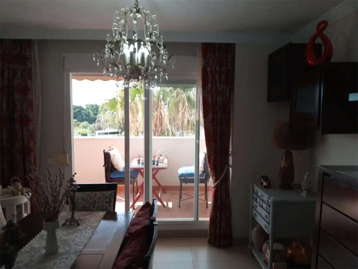 Wohnung zum Verkauf in Torremolinos mit Klimaanlage, Terrasse und Schwimmbad