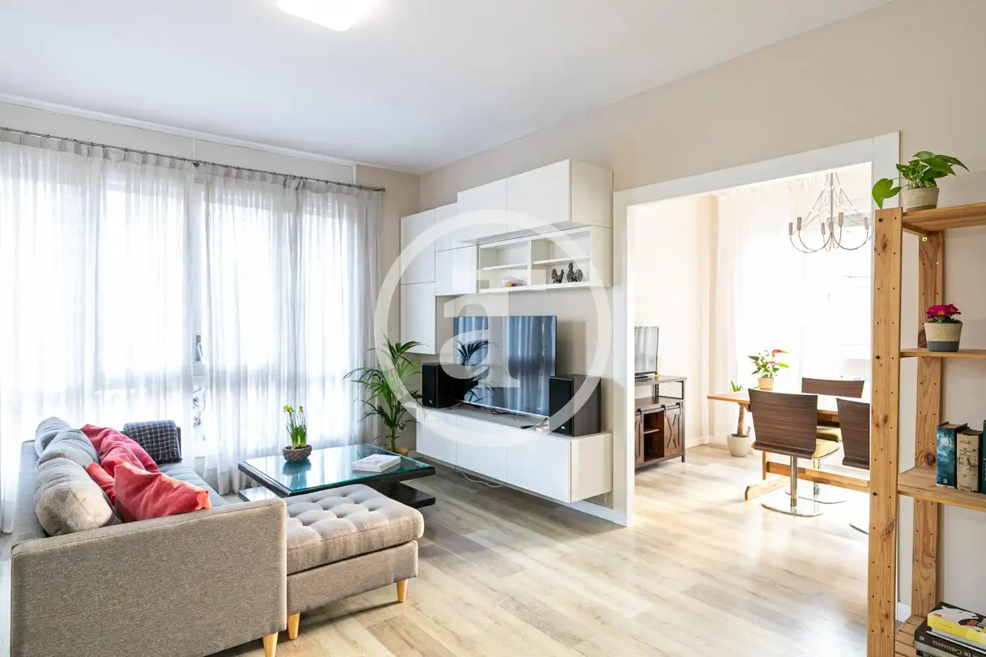 Sala de estar de Piso de alquiler en  Barcelona Capital con Aire acondicionado, Calefacción y Amueblado