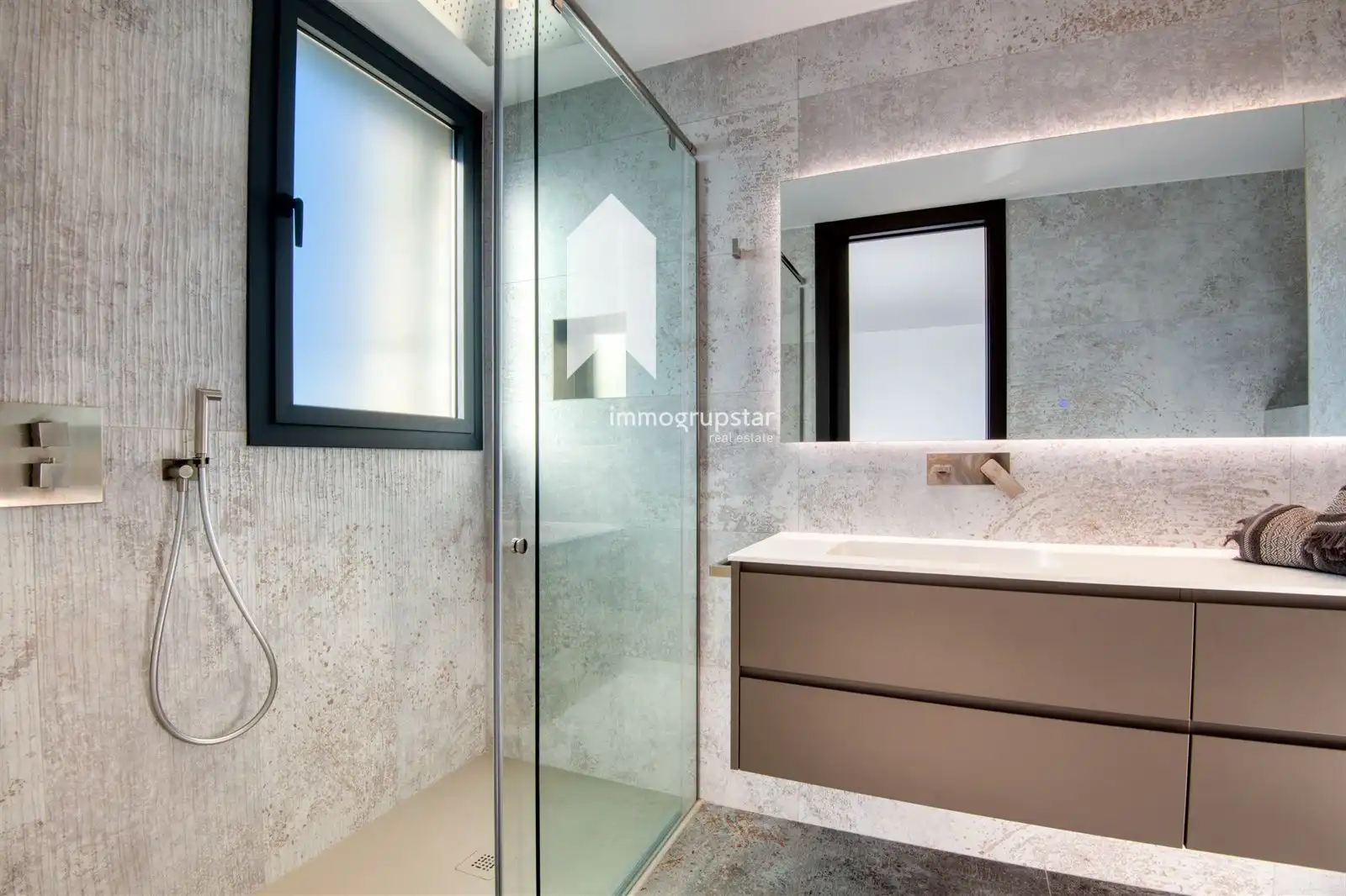 Maison avec piscine à vendre à Narcis Monturiol 17, imagen 35