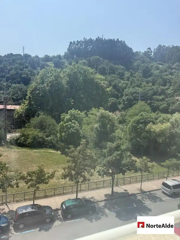Wohnung zum Verkauf in Barakaldo  mit Heizung, Privatgarten und Abstellraum