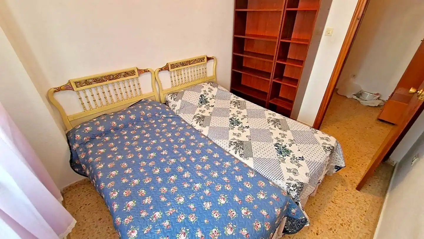 Apartamento de alquiler en De La Rioja, 125, Playa de Gandia