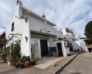 Vista exterior de Casa o xalet en venda en Mont-roig del Camp amb Aire condicionat, Calefacció i Jardí privat