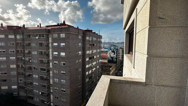 Vista exterior de Pis en venda en Vigo  amb Calefacció, Parquet i Terrassa