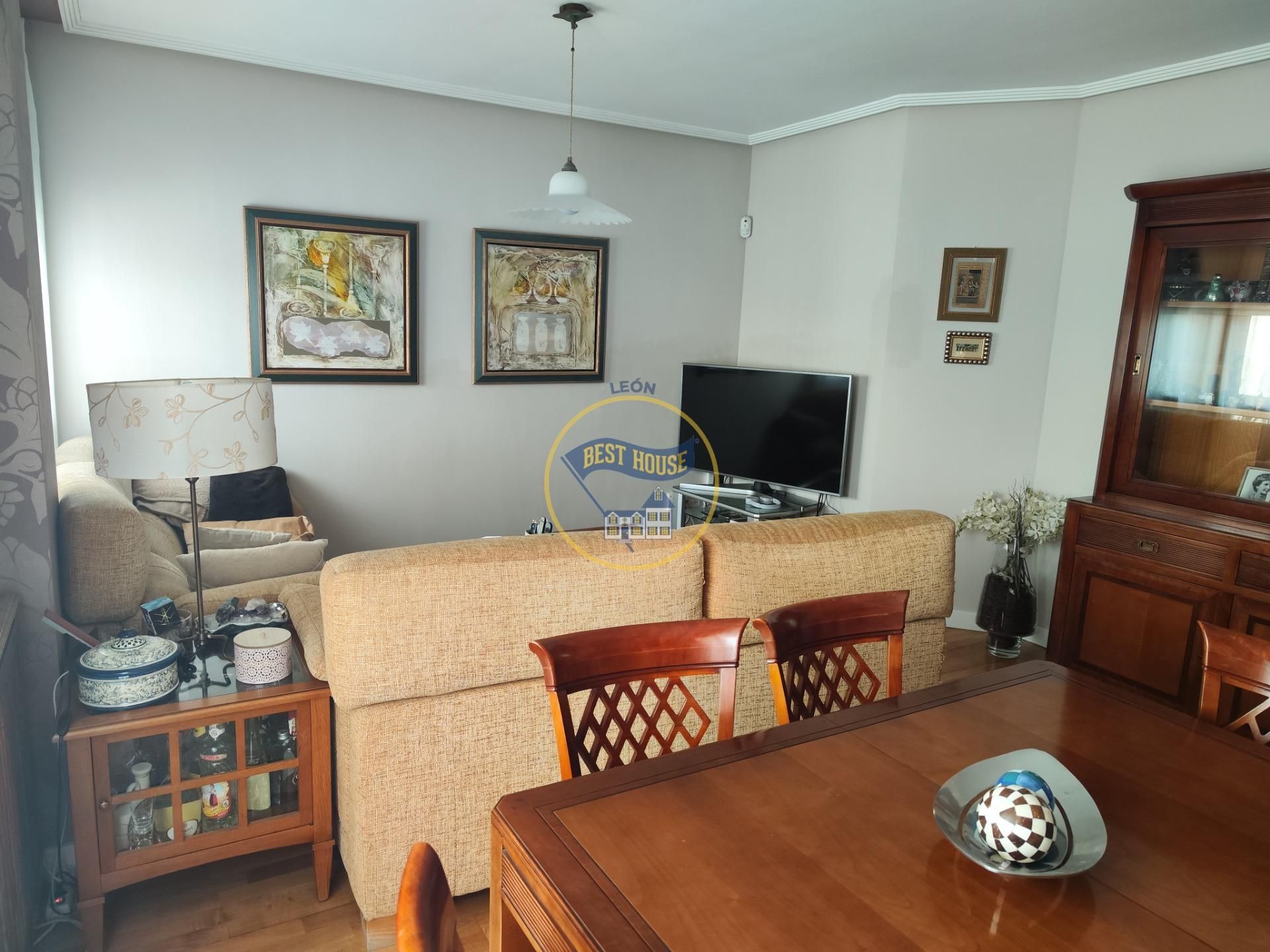 Living room of Attic for sale in León Capital   with Heating, Terrace and Storage room