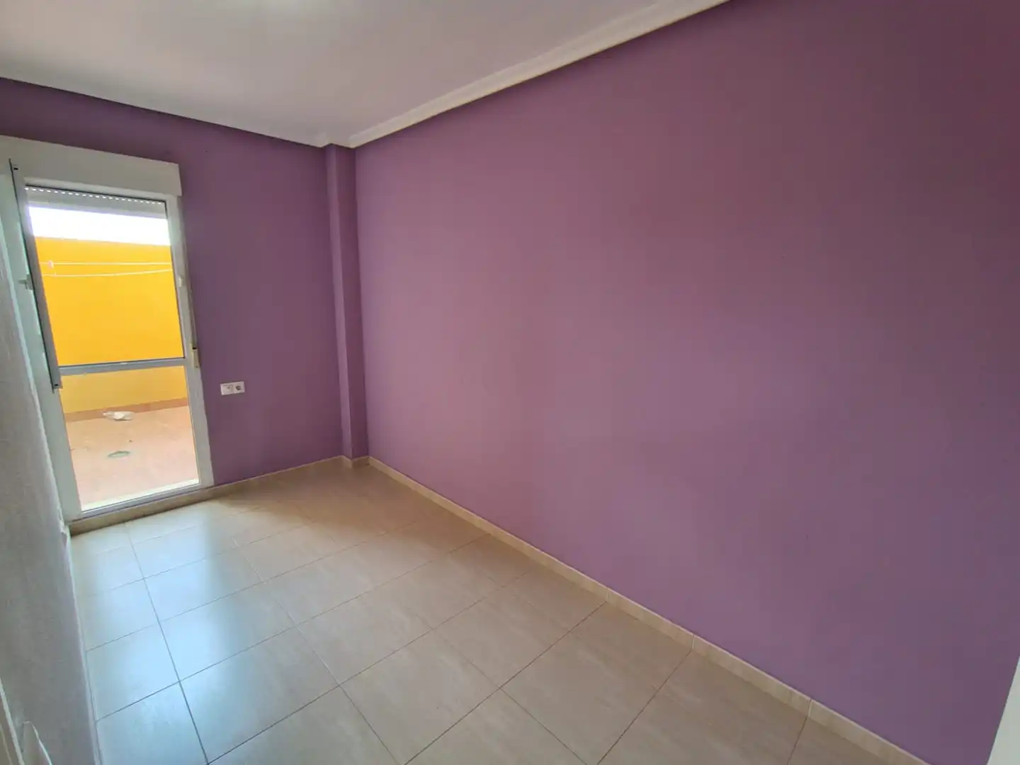 Habitación de Planta baja en venta en Daya Nueva con Terraza, Trastero y Piscina comunitaria