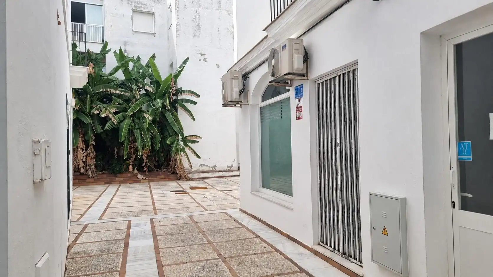 Local comercial en venta en Centro - Calzada - Cabo Noval, imagen 3