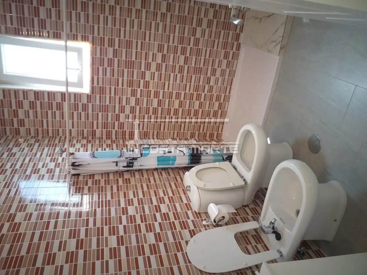 Baño de Casa adosada en venta en Muxía con Calefacción, Jardín privado y Amueblado
