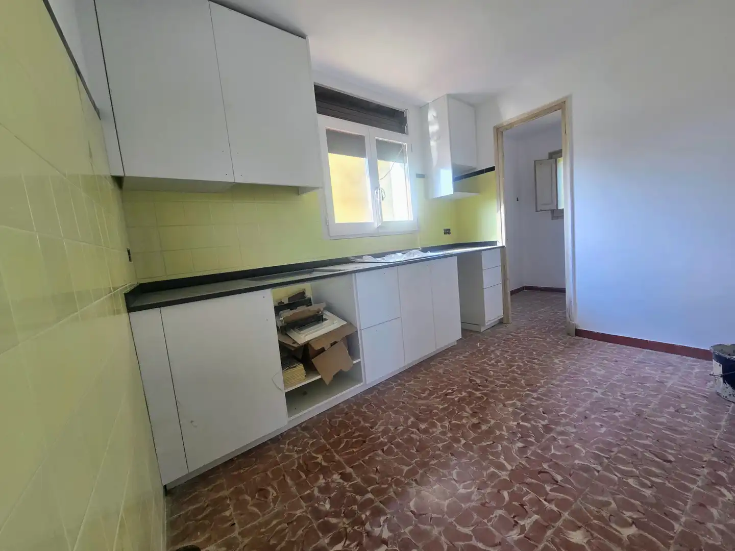 Cuina de Casa adosada en venda en Seva amb Calefacció, Jardí privat i Forn
