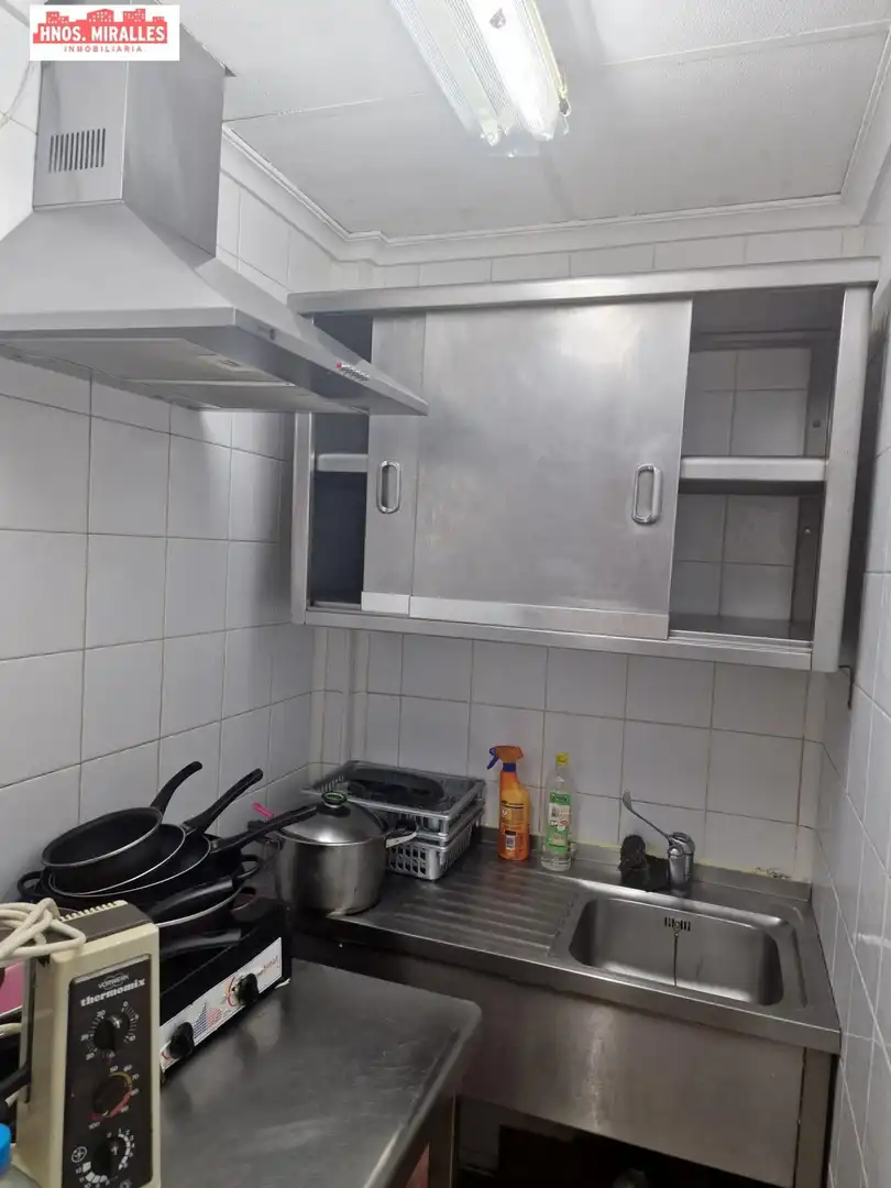 Cocina de Local en venta en Elche / Elx con Aire acondicionado y Amueblado