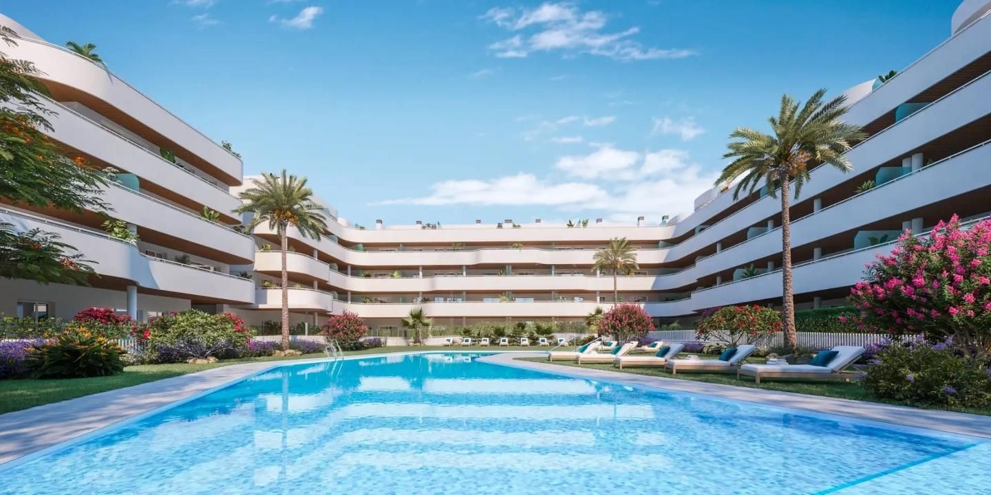 Piscina de Planta baixa en venda en Torrox amb Terrassa, Traster i Piscina comunitària