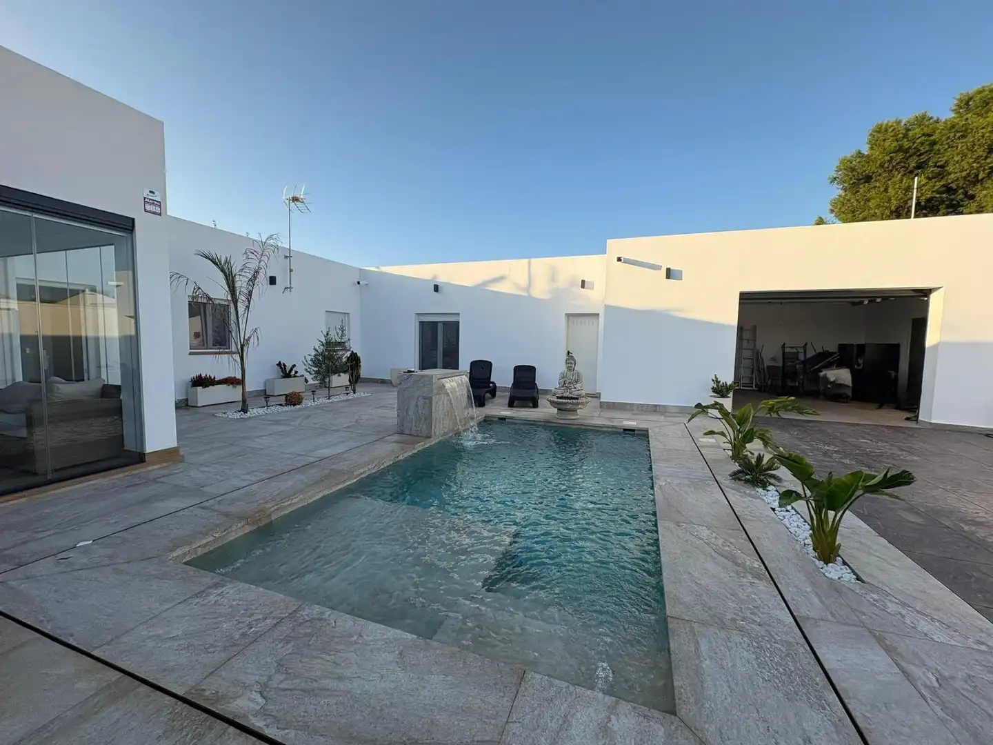 Swimming pool of Houses for sale in Chiclana de la Frontera  with Air Conditioner and Swimming Pool