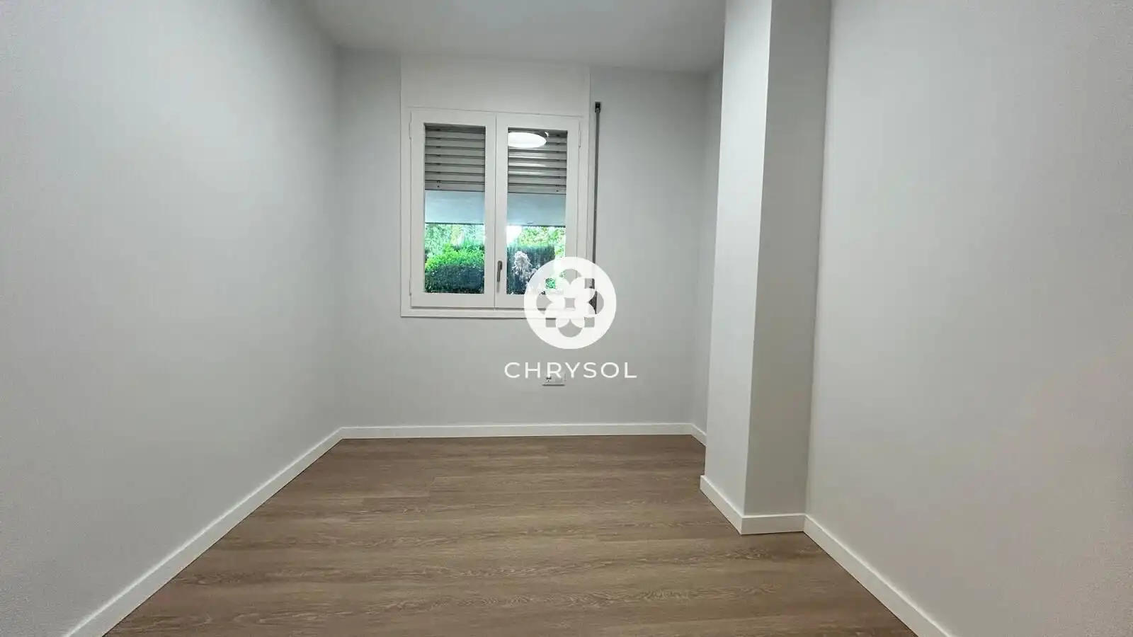 Bedroom of Office for rent in Barcelona  with Air Conditioner and Heating