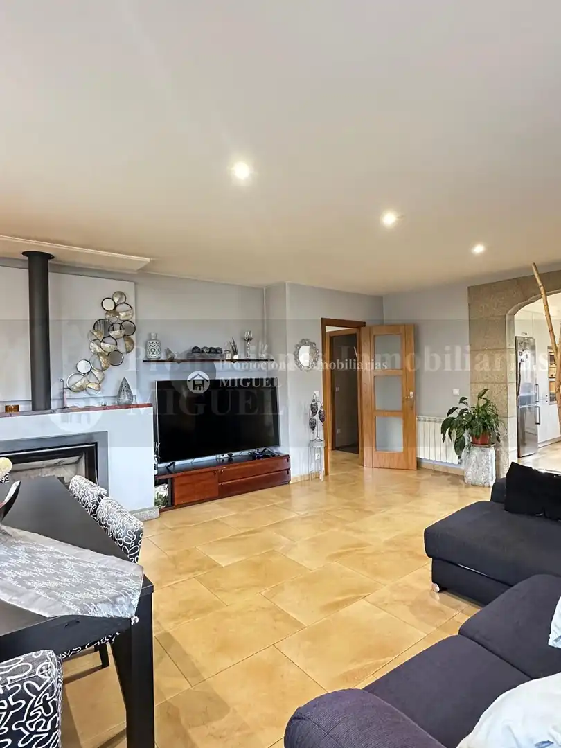 Detached house with garden for sale in Monterrei, imagen 3