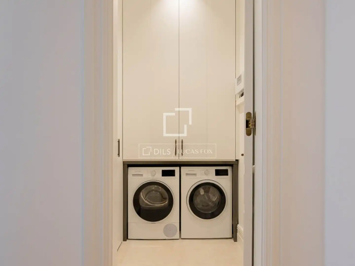 Außenansicht von Wohnung zum Verkauf in Los Molinos mit Klimaanlage, Heizung und Parkett
