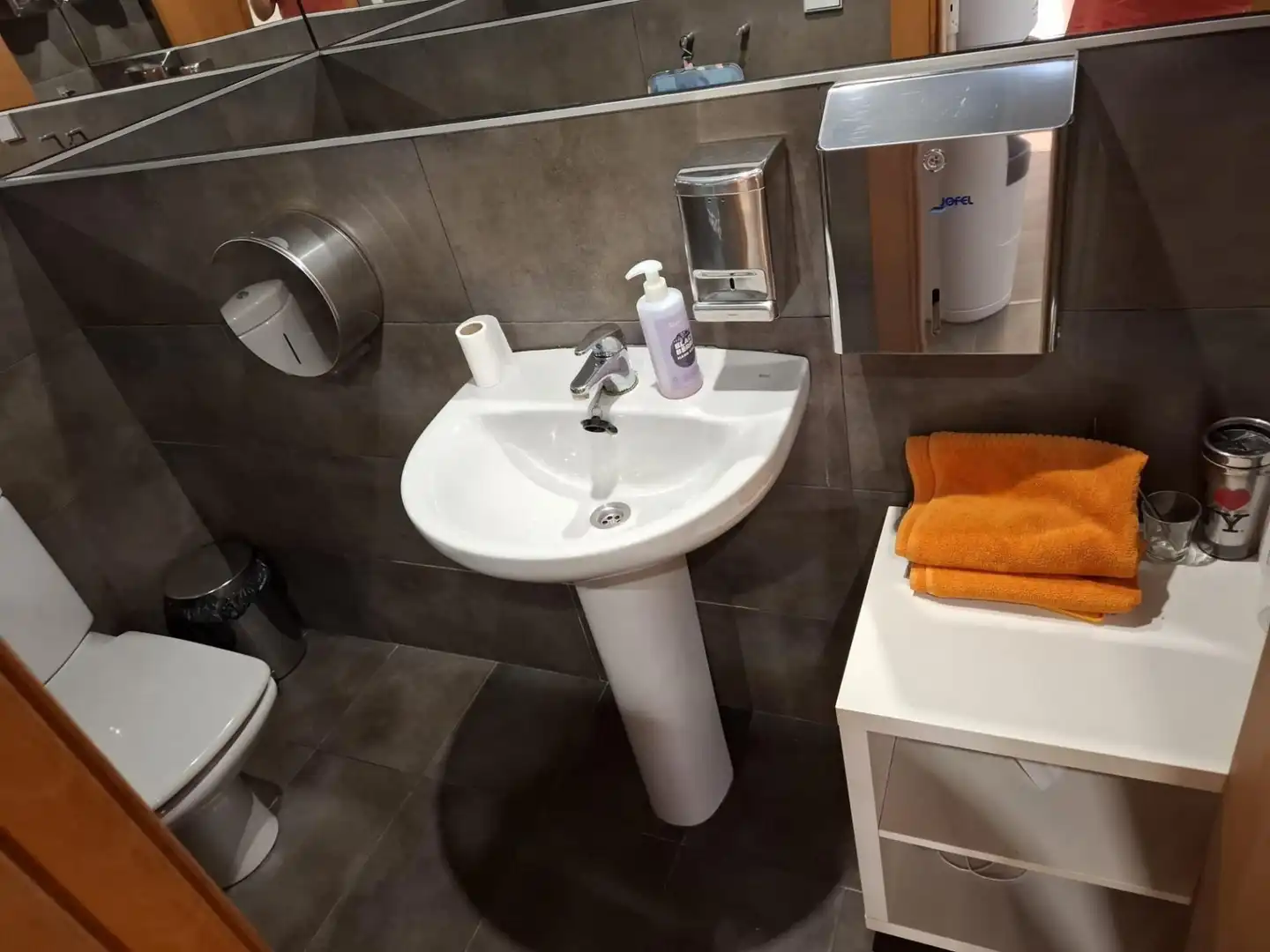 Baño de Piso en venta en Valencia con Parquet, Balcón y Alarma