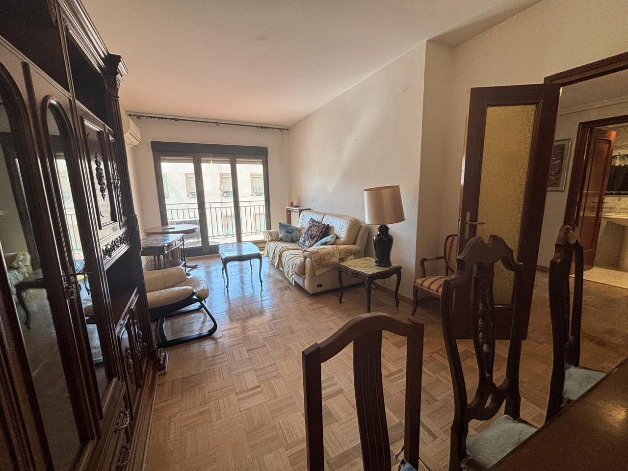 Sala d'estar de Pis de lloguer en  Madrid Capital amb Aire condicionat, Calefacció i Parquet