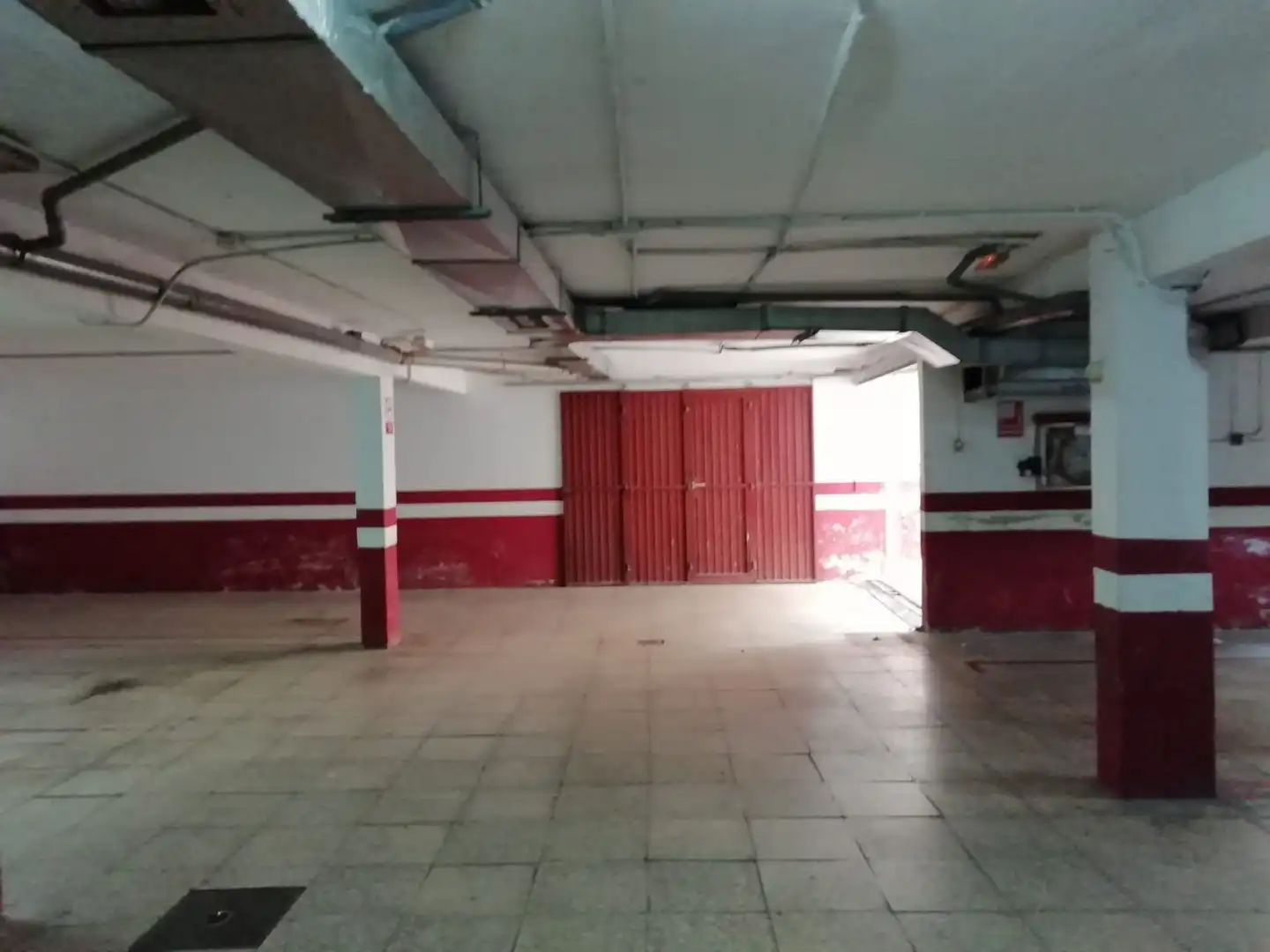 Garage for sale in Madrid