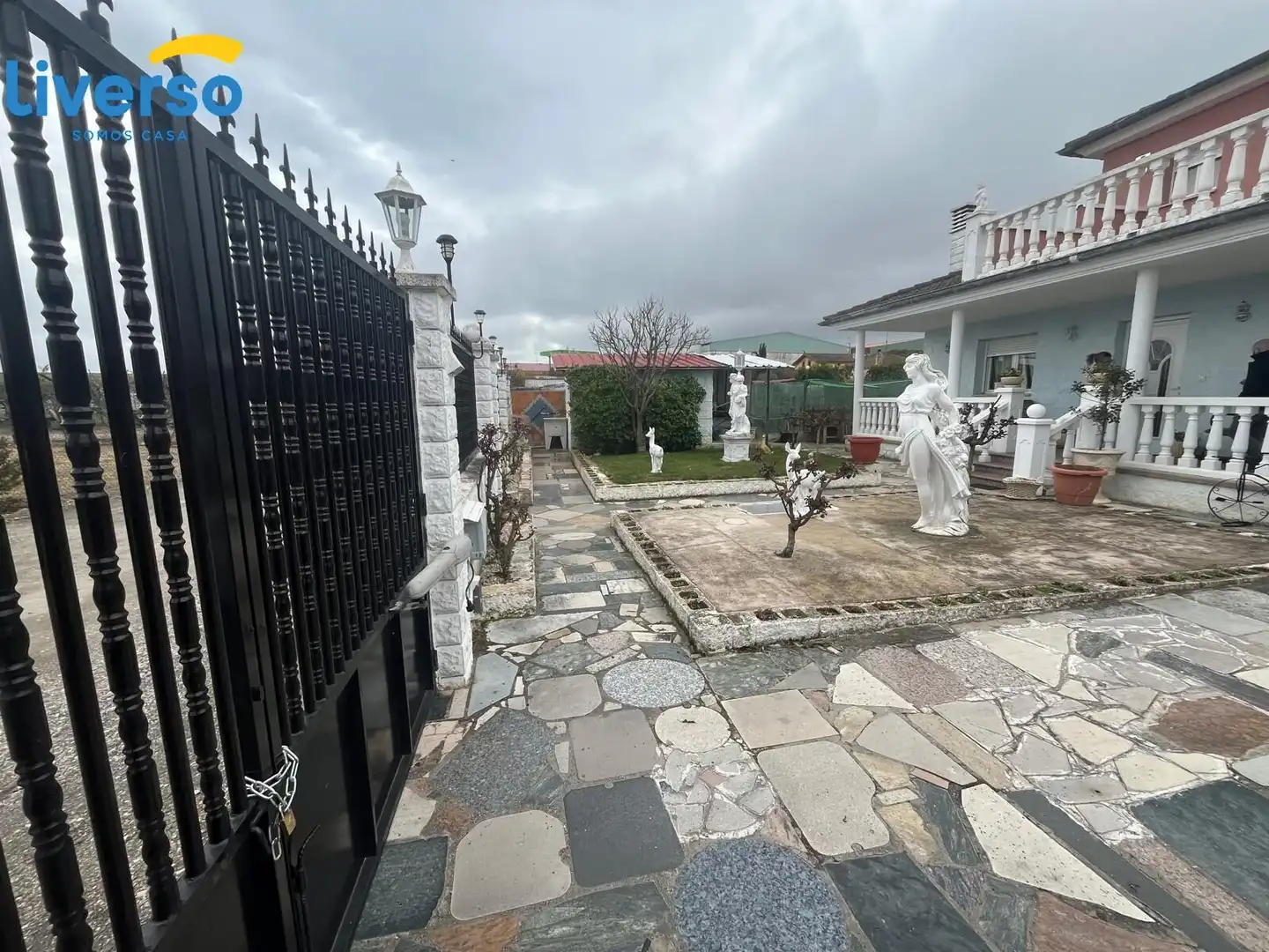 Vista exterior de Casa o chalet en venta en Briviesca con Calefacción, Jardín privado y Terraza