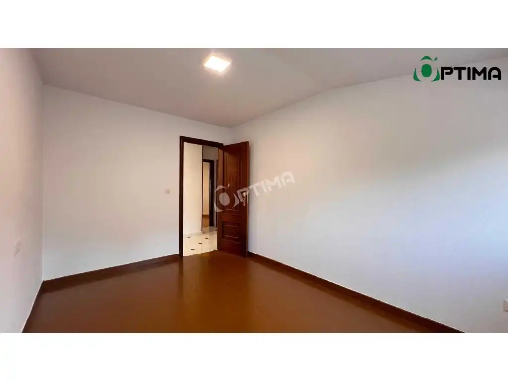 Piso en venta en Oroso