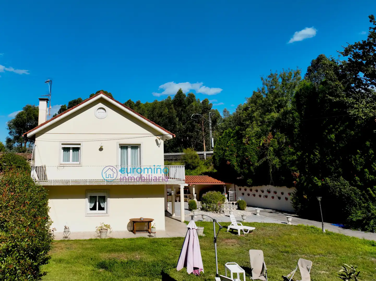 Garten von Haus oder Chalet zum Verkauf in Salvaterra de Miño mit Parkett, Terrasse und Abstellraum