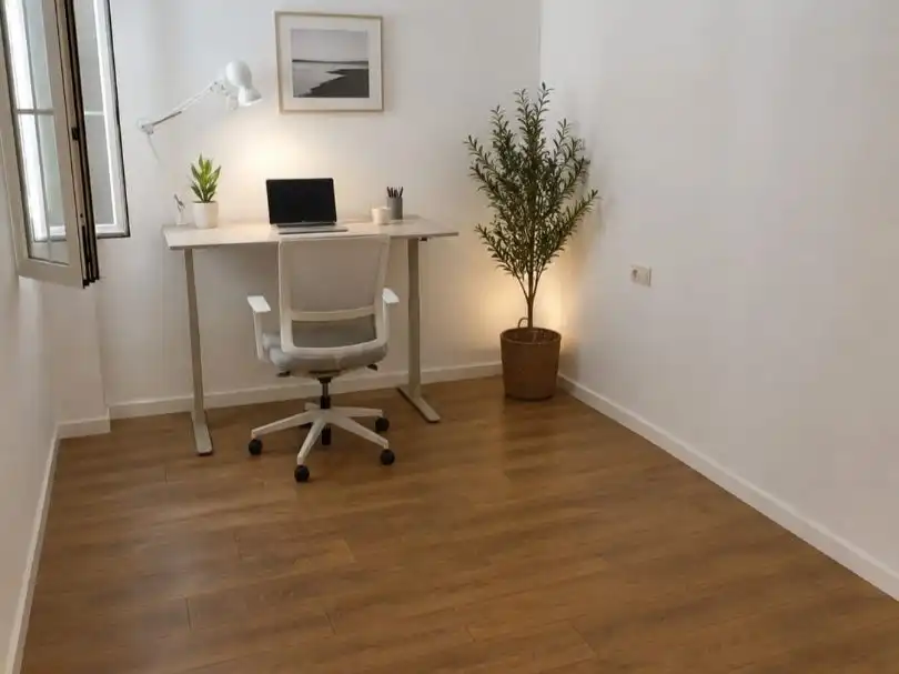 Flat for sale in Llevant